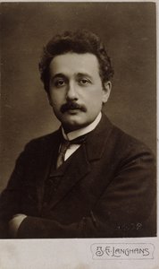 Carte-de-visite portræt af Albert Einstein taget i Prag i 1912, 1912 af Jan Langhans