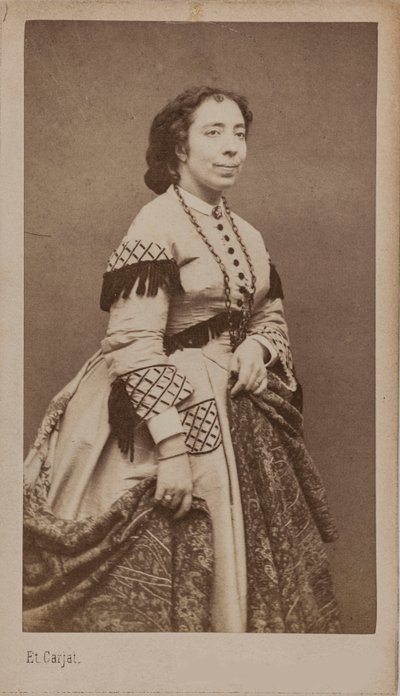 Portræt af sangerinden og komponisten Pauline Viardot 1821-1910, mellem 1860 og 1865. af Etienne Carjat